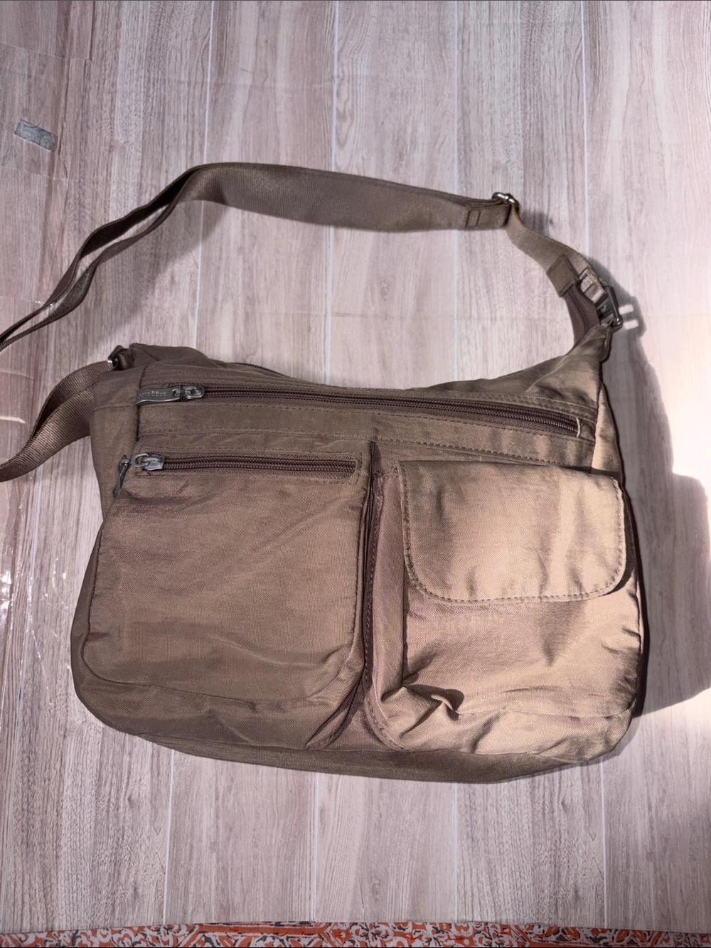 Baggallini Brown Shoulder Crossbody Bag